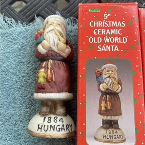 12 Holiday Decor Santa Figurine